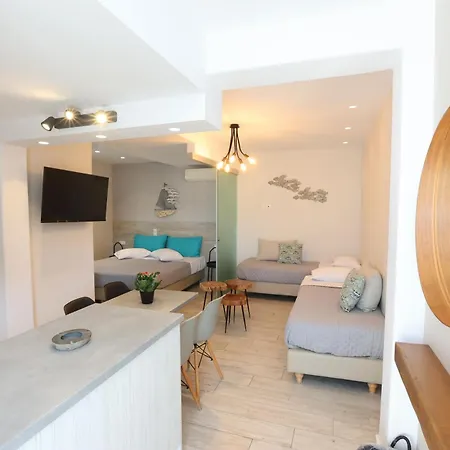 Casa Di Angela מלון דירות 4*